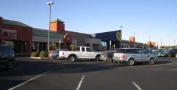 Strip Mall Picture 3